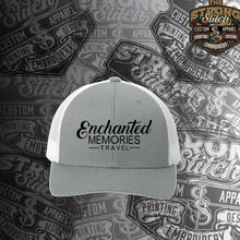 Load image into Gallery viewer, Snapback Hat